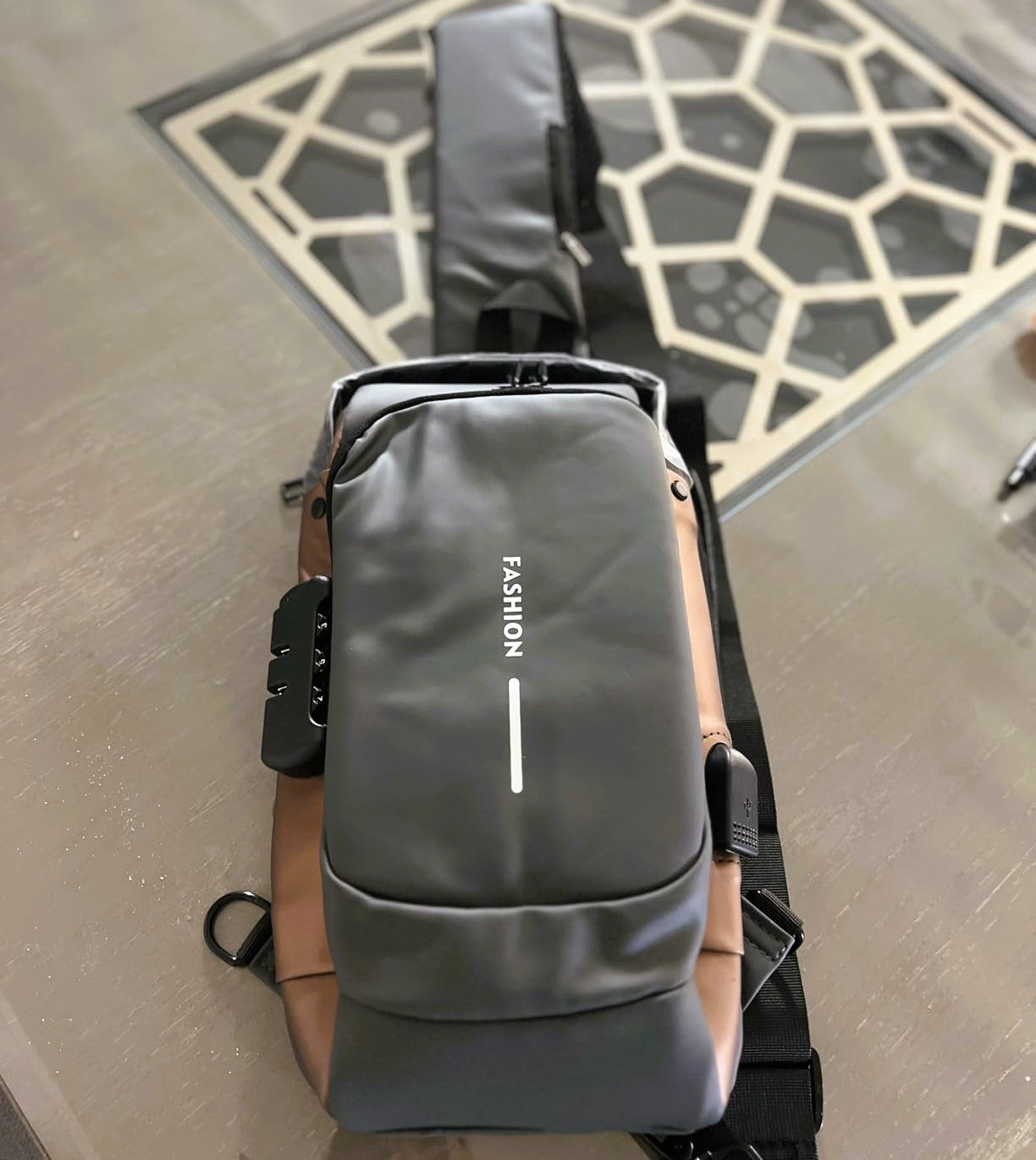 Mochila Antirrobo con puerto USB